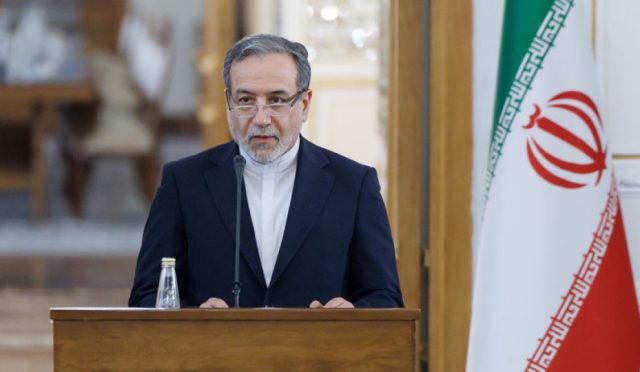 iran-disisleri-bakanindan-komsu-ulkelere-abdden-uzak-durun-4jfxGPe1.jpg
