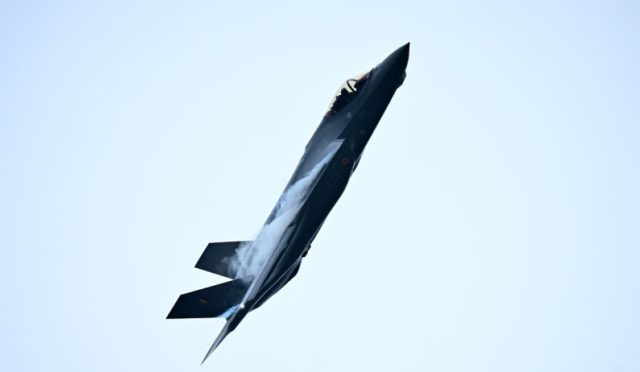 iran-ordusu-ulkenin-guneyinde-bir-f-15-savas-ucagi-dusuruldu-nLvdPc9m.jpg