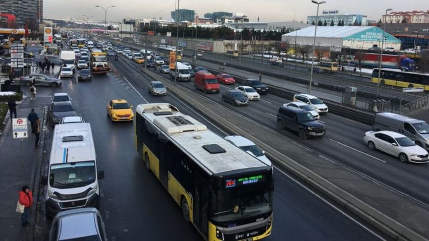 İstanbul’da toplu ulaşımda artırımlı tarife başladı