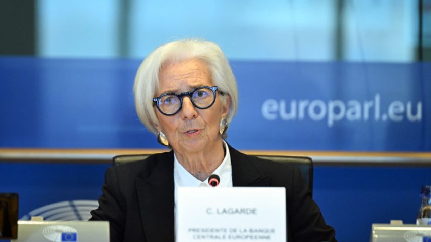 Lagarde: Gerekirse siyasetimizde değişiklik yapmaya hazırız
