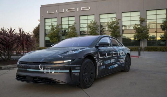 lucid-motors-2025te-elektrikli-arac-uretimini-iki-katina-cikardi-XxQCNkER.jpg