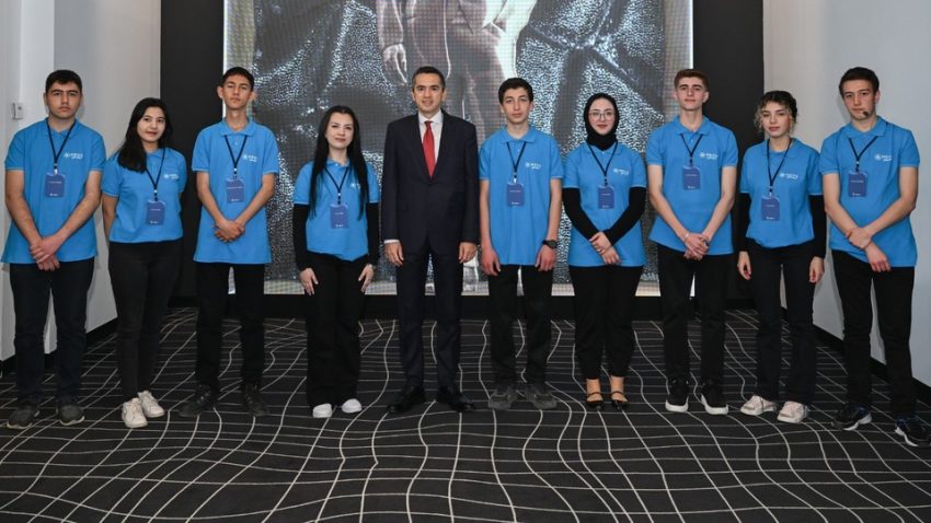 MESS’ten Yarınım Burs Programı