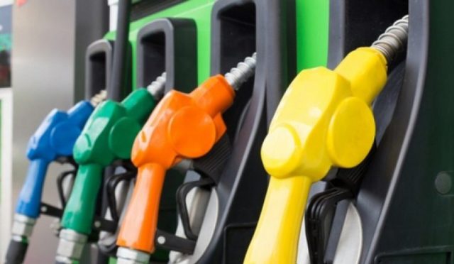 motorinde-indirim-kisa-surdu-6-lira-22-kurus-artirim-geldi-Qt63HCed.jpg