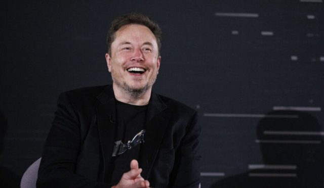 musk-openai-teklifinde-zuckerbergden-dayanak-istedi-2w9n43k8.jpg