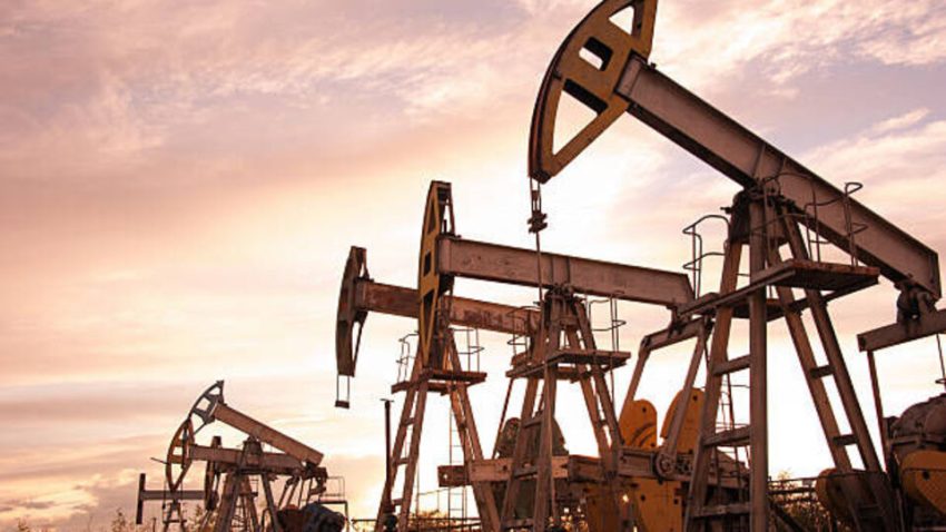 OPEC+ toplantısı ve ABD yaptırımlarıyla petrolde istikamet değişimi
