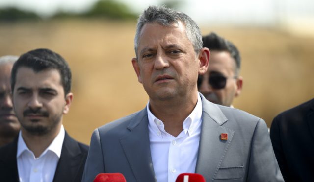 ozgur-ozel-hakkinda-sorusturma-baslatildi-egcEXnI6.jpg
