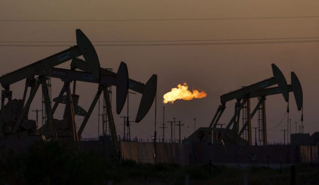 petroldeki-dusus-devlerin-k-rini-25-milyar-dolar-eritti-dHgGsR6v.jpg