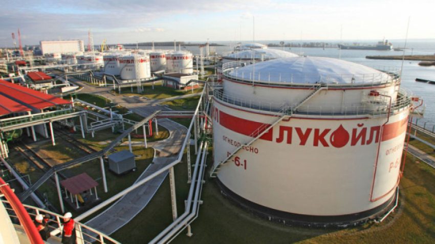 Rusya’nın petrol geliri son dört yılın tepesine çıktı
