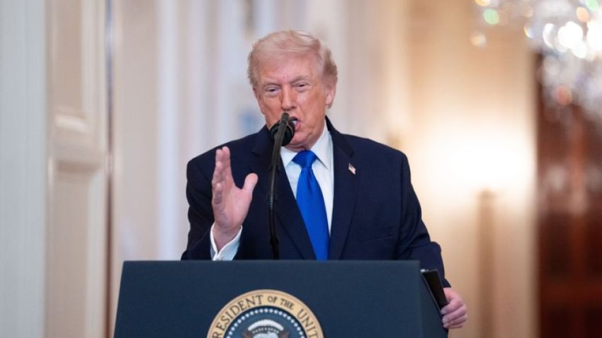 Trump, ağır taarruzların akabinde İran’la savaşı bitireceklerini söyledi