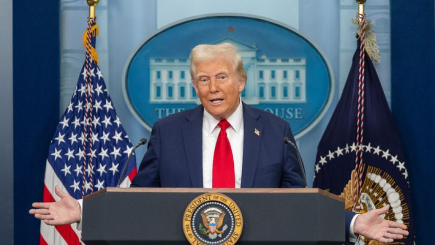 Trump: Hürmüz Boğazı’nı çok yakında tekrar açacağız