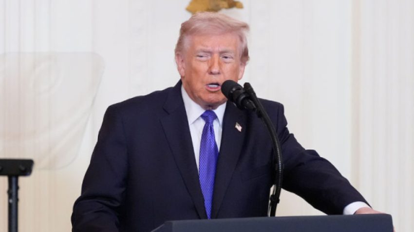 Trump: İran’da yeni rejim ile önemli görüşmeler yürütüyoruz