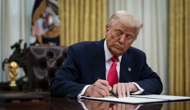 trump-konut-sahipligini-kolaylastirmaya-yonelik-iki-kararname-imzaladi-OgtIIqvg.jpg