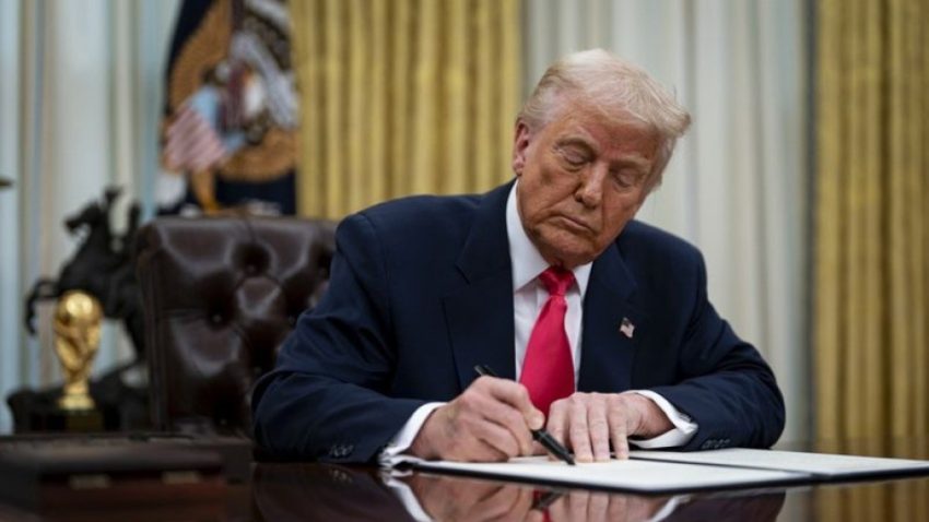 Trump, konut sahipliğini kolaylaştırmaya yönelik iki kararname imzaladı