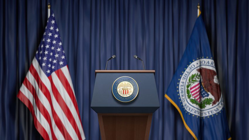 Trump yeni Fed üyesini yakında açıklayacak