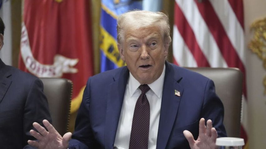 Trump’tan Rusya’ya “ekonomik yaptırım” uyarısı