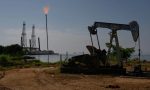 uea-acil-petrol-rezervleri-piyasaya-surulmeye-basladi-4qF1bxUj.jpg