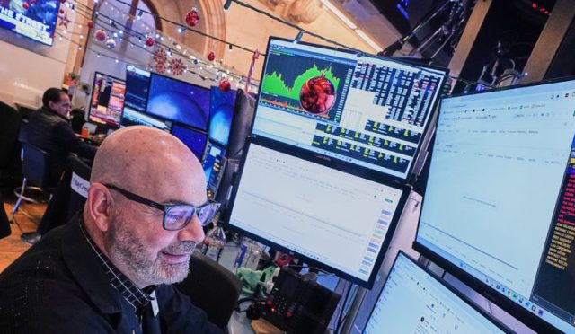 wall-street-yatirimcilari-bu-yil-olculu-yarar-bekliyor-Vm4xcfLO.jpg
