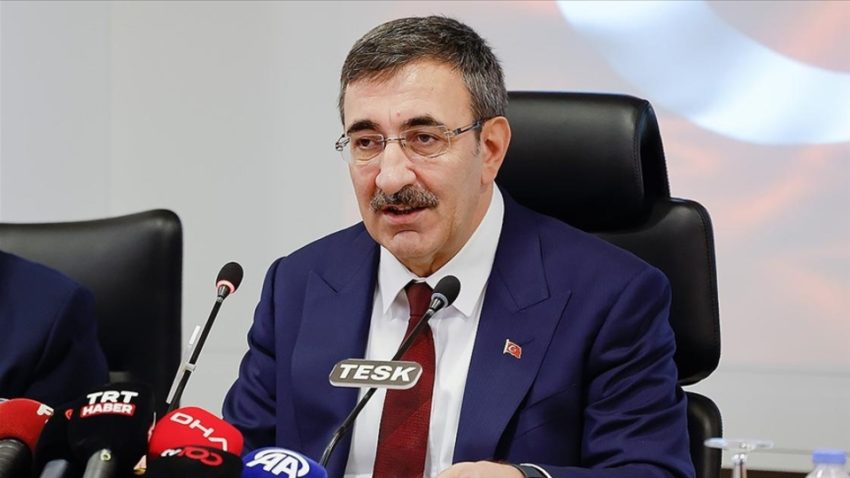 Yılmaz: Vergi artırmadan gelirleri artırmanın yollarını arayacağız